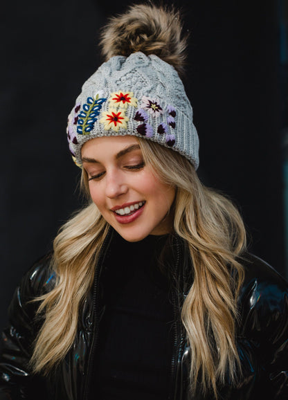 PANACHE GREY W/FLORAL PATTERN CUFF HAT